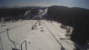 Snow park Paprsek - Lanovka - pohled dolů - 2.3.2023 v 14:13