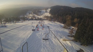 Snow park Paprsek - Lanovka - pohled dolů - 3.3.2023 v 07:23