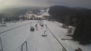 Snow park Paprsek - Lanovka - pohled dolů - 3.3.2023 v 07:38