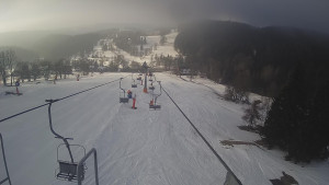 Snow park Paprsek - Lanovka - pohled dolů - 3.3.2023 v 07:58