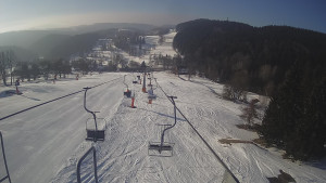 Snow park Paprsek - Lanovka - pohled dolů - 3.3.2023 v 08:28