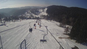Snow park Paprsek - Lanovka - pohled dolů - 3.3.2023 v 09:03