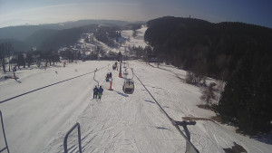 Snow park Paprsek - Lanovka - pohled dolů - 3.3.2023 v 09:38