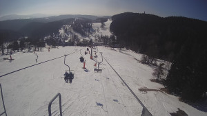 Snow park Paprsek - Lanovka - pohled dolů - 3.3.2023 v 11:03