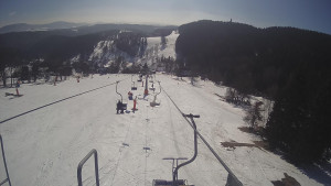 Snow park Paprsek - Lanovka - pohled dolů - 3.3.2023 v 12:43