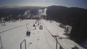 Snow park Paprsek - Lanovka - pohled dolů - 3.3.2023 v 12:48