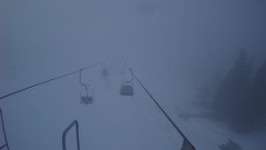 Snow park Paprsek - Lanovka - pohled dolů - 4.3.2023 v 06:13