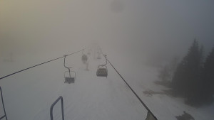 Snow park Paprsek - Lanovka - pohled dolů - 4.3.2023 v 06:58