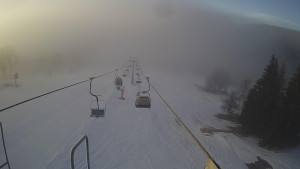 Snow park Paprsek - Lanovka - pohled dolů - 4.3.2023 v 07:13