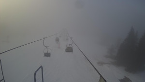 Snow park Paprsek - Lanovka - pohled dolů - 4.3.2023 v 07:23