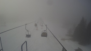 Snow park Paprsek - Lanovka - pohled dolů - 4.3.2023 v 08:33