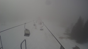 Snow park Paprsek - Lanovka - pohled dolů - 4.3.2023 v 08:53