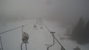 Snow park Paprsek - Lanovka - pohled dolů - 4.3.2023 v 09:03