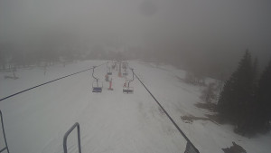Snow park Paprsek - Lanovka - pohled dolů - 4.3.2023 v 09:28
