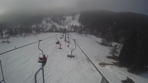 Snow park Paprsek - Lanovka - pohled dolů - 4.3.2023 v 09:43
