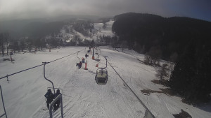 Snow park Paprsek - Lanovka - pohled dolů - 4.3.2023 v 10:08