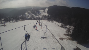 Snow park Paprsek - Lanovka - pohled dolů - 4.3.2023 v 10:48