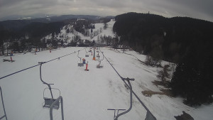 Snow park Paprsek - Lanovka - pohled dolů - 4.3.2023 v 16:08