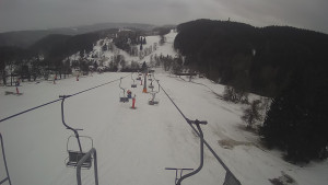Snow park Paprsek - Lanovka - pohled dolů - 5.3.2023 v 06:48