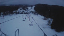 Snow park Paprsek - Lanovka - pohled dolů - 5.3.2023 v 17:58