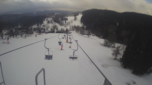 Snow park Paprsek - Lanovka - pohled dolů - 6.3.2023 v 07:35