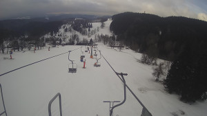 Snow park Paprsek - Lanovka - pohled dolů - 6.3.2023 v 07:45
