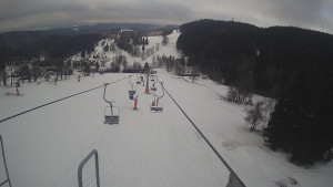 Snow park Paprsek - Lanovka - pohled dolů - 6.3.2023 v 08:00