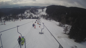 Snow park Paprsek - Lanovka - pohled dolů - 6.3.2023 v 09:45