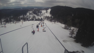 Snow park Paprsek - Lanovka - pohled dolů - 6.3.2023 v 10:35