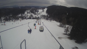 Snow park Paprsek - Lanovka - pohled dolů - 6.3.2023 v 11:20