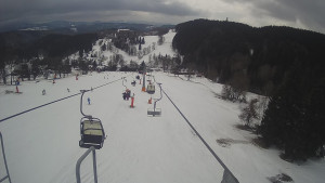 Snow park Paprsek - Lanovka - pohled dolů - 6.3.2023 v 11:30