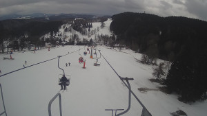 Snow park Paprsek - Lanovka - pohled dolů - 6.3.2023 v 12:15
