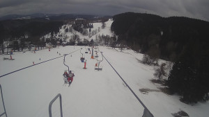 Snow park Paprsek - Lanovka - pohled dolů - 6.3.2023 v 12:25