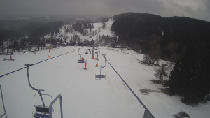 Snow park Paprsek - Lanovka - pohled dolů - 6.3.2023 v 12:50
