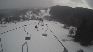 Snow park Paprsek - Lanovka - pohled dolů - 6.3.2023 v 14:20