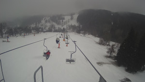 Snow park Paprsek - Lanovka - pohled dolů - 6.3.2023 v 15:40