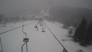 Snow park Paprsek - Lanovka - pohled dolů - 6.3.2023 v 15:50