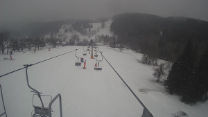 Snow park Paprsek - Lanovka - pohled dolů - 6.3.2023 v 16:05