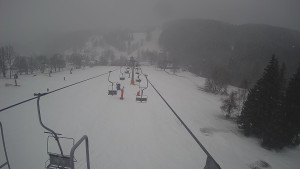 Snow park Paprsek - Lanovka - pohled dolů - 6.3.2023 v 16:10
