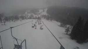 Snow park Paprsek - Lanovka - pohled dolů - 6.3.2023 v 16:15