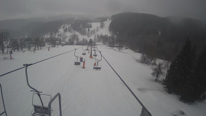 Snow park Paprsek - Lanovka - pohled dolů - 6.3.2023 v 16:30