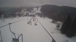 Snow park Paprsek - Lanovka - pohled dolů - 6.3.2023 v 16:45
