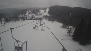 Snow park Paprsek - Lanovka - pohled dolů - 6.3.2023 v 17:10