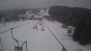 Snow park Paprsek - Lanovka - pohled dolů - 6.3.2023 v 17:30