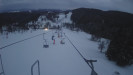 Snow park Paprsek - Lanovka - pohled dolů - 7.3.2023 v 17:55
