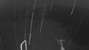 Snow park Paprsek - Lanovka - pohled dolů - 8.3.2023 v 01:45