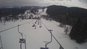 Snow park Paprsek - Lanovka - pohled dolů - 8.3.2023 v 10:50