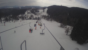Snow park Paprsek - Lanovka - pohled dolů - 8.3.2023 v 11:20