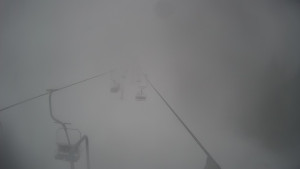 Snow park Paprsek - Lanovka - pohled dolů - 8.3.2023 v 15:40