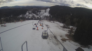 Snow park Paprsek - Lanovka - pohled dolů - 10.3.2023 v 15:35